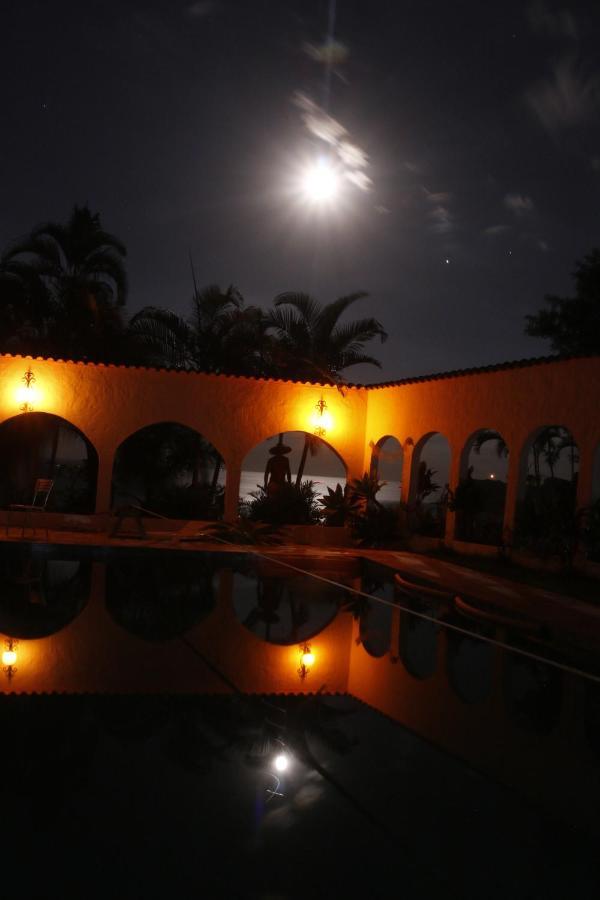Hostel House 84 Itajaí Buitenkant foto